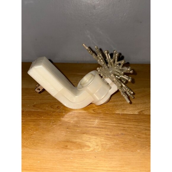 Bath & Body Works Wallflower Silver Glitter Snowflake Plug-In Wall Night Light - Picture 4 of 5